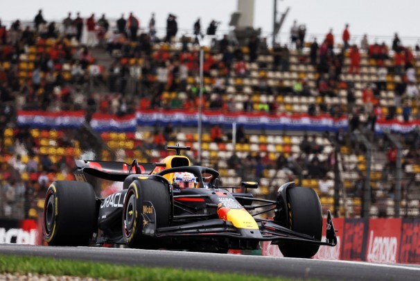 Imagem: Verstappen supera Hamilton e vence corrida Sprint do GP da China
