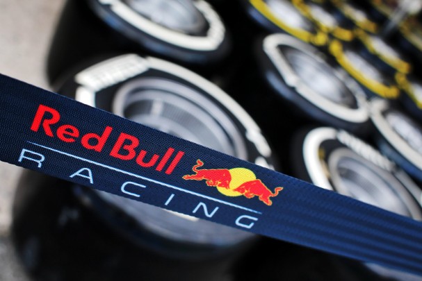 Imagem: Sede da Red Bull pode ser transferida para Dubai
